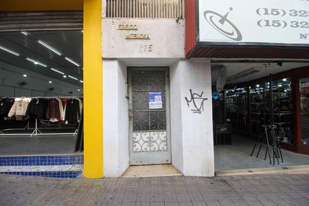 Studio para alugar com 32m², 1 quarto e sem vaga Studio para alugar com 32m², 1 quarto e sem vagaFachada