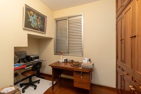 Apartamento à venda com 250m², 5 quartos e 3 vagas Apartamento à venda com 250m², 5 quartos e 3 vagasQuarto 3