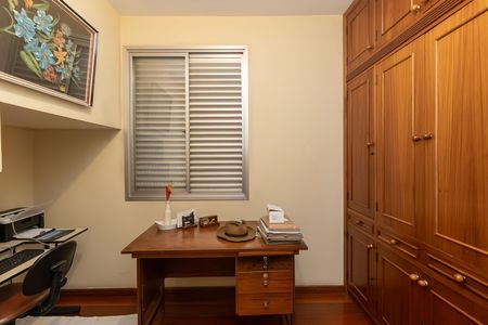 Apartamento à venda com 250m², 5 quartos e 3 vagas Apartamento à venda com 250m², 5 quartos e 3 vagasQuarto 3