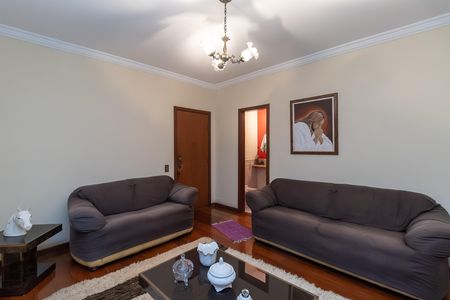Apartamento à venda com 250m², 5 quartos e 3 vagas Apartamento à venda com 250m², 5 quartos e 3 vagasSala 1