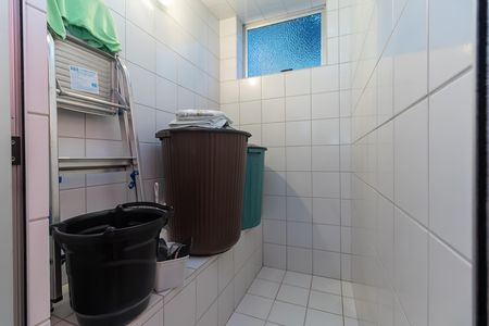 Apartamento à venda com 250m², 5 quartos e 3 vagas Apartamento à venda com 250m², 5 quartos e 3 vagasSauna