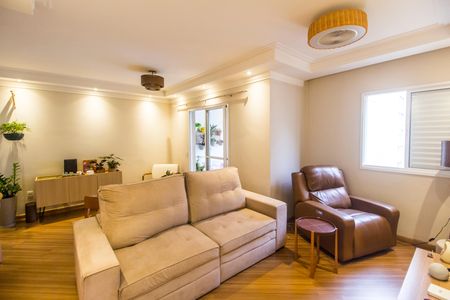 Sala de apartamento à venda com 2 quartos, 85m² em Jardim Tupanci, Barueri