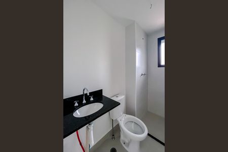 Apartamento à venda com 71m², 2 quartos e 1 vaga Apartamento à venda com 71m², 2 quartos e 1 vagaBanheiro da Suíte