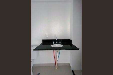 Apartamento à venda com 71m², 2 quartos e 1 vaga Apartamento à venda com 71m², 2 quartos e 1 vagaBanheiro
