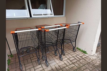 Apartamento para alugar com 63m², 2 quartos e 1 vaga Apartamento para alugar com 63m², 2 quartos e 1 vagaCarrinhos