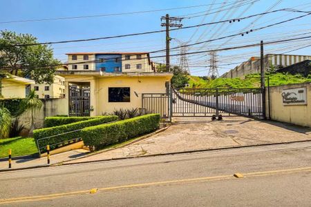 Apartamento à venda com 45m², 2 quartos e 1 vaga Apartamento à venda com 45m², 2 quartos e 1 vagaFachada