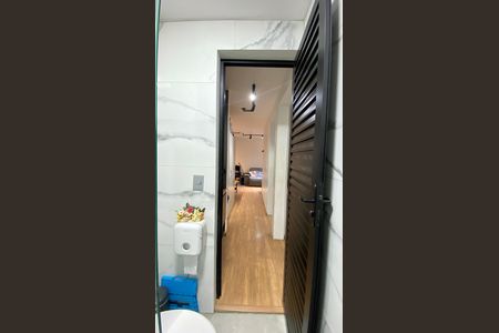Apartamento à venda com 45m², 2 quartos e 1 vaga Apartamento à venda com 45m², 2 quartos e 1 vagaBanheiro