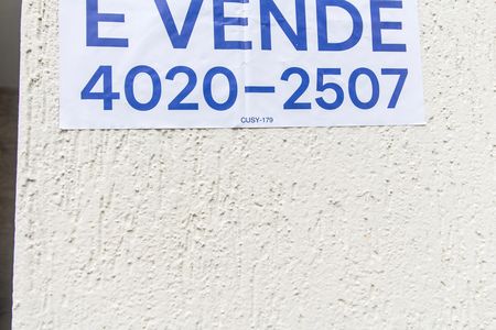 Casa à venda com 353m², 3 quartos e 2 vagas Casa à venda com 353m², 3 quartos e 2 vagasVista da Rua