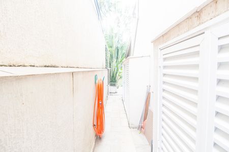Casa à venda com 353m², 3 quartos e 2 vagas Casa à venda com 353m², 3 quartos e 2 vagasÁrea de Serviço