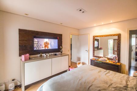 Casa à venda com 353m², 3 quartos e 2 vagas Casa à venda com 353m², 3 quartos e 2 vagasSuíte 1