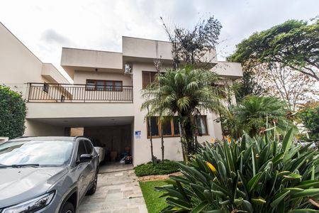 Casa à venda com 353m², 3 quartos e 2 vagas Casa à venda com 353m², 3 quartos e 2 vagasVista da Rua