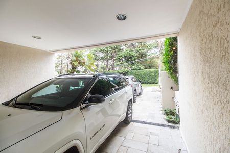 Casa à venda com 353m², 3 quartos e 2 vagas Casa à venda com 353m², 3 quartos e 2 vagasVista da Rua