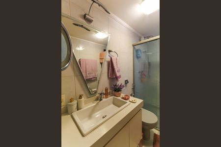 Apartamento para alugar com 140m², 2 quartos e 3 vagas Apartamento para alugar com 140m², 2 quartos e 3 vagasBanheiro da Suíte 2