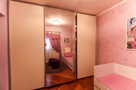 Apartamento para alugar com 140m², 2 quartos e 3 vagas Apartamento para alugar com 140m², 2 quartos e 3 vagasQuarto 2 - Suíte