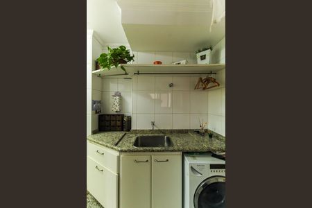 Apartamento para alugar com 140m², 2 quartos e 3 vagas Apartamento para alugar com 140m², 2 quartos e 3 vagasÁrea de Serviço