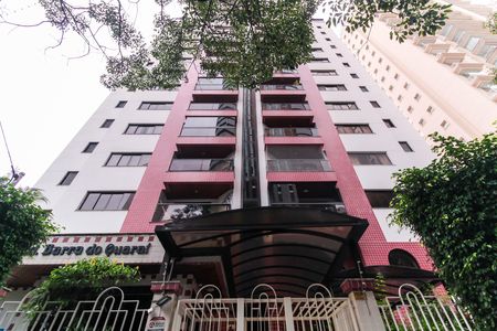 Apartamento para alugar com 140m², 2 quartos e 3 vagas Apartamento para alugar com 140m², 2 quartos e 3 vagasFachada