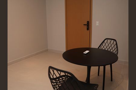 Sala de Jantar de apartamento para alugar com 1 quarto, 49m² em Setor Bueno, Goiânia