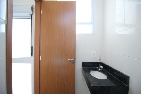 Apartamento para alugar com 60m², 2 quartos e 2 vagasBanheiro da Suíte 1