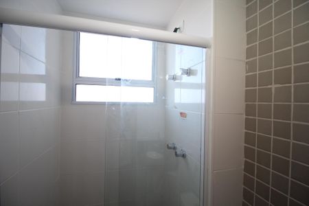 Apartamento para alugar com 60m², 2 quartos e 2 vagasBanheiro
