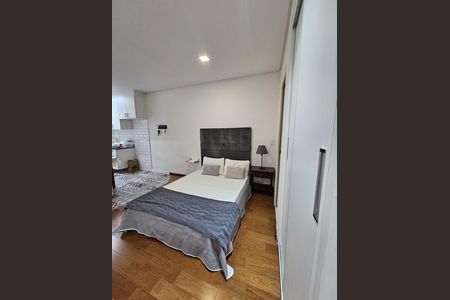 Studio à venda com 33m², 1 quarto e 2 vagas Studio à venda com 33m², 1 quarto e 2 vagasQuarto