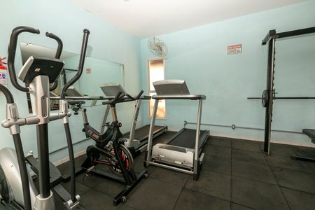 Casa de condomínio à venda com 90m², 3 quartos e 2 vagasÁREA COMUM - ACADEMIA