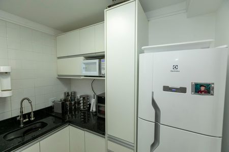 Casa de condomínio à venda com 90m², 3 quartos e 2 vagasCOZINHA