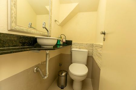 Casa de condomínio à venda com 90m², 3 quartos e 2 vagasLAVABO