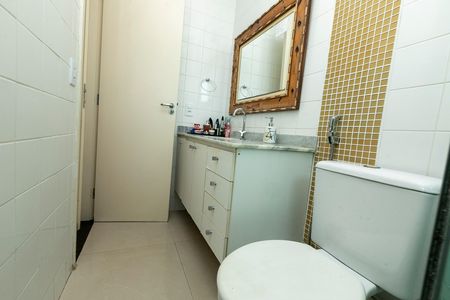 Casa de condomínio à venda com 90m², 3 quartos e 2 vagasBANHEIRO SUITE