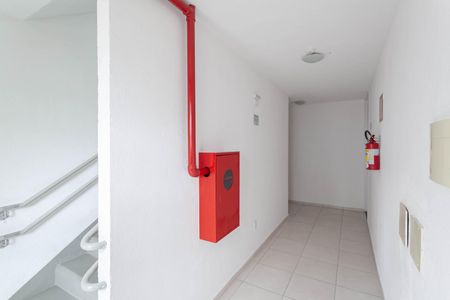 Apartamento à venda com 40m², 2 quartos e 1 vaga Apartamento à venda com 40m², 2 quartos e 1 vagaEntrada