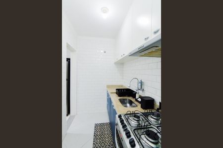 Apartamento à venda com 56m², 2 quartos e 1 vagaCozinha