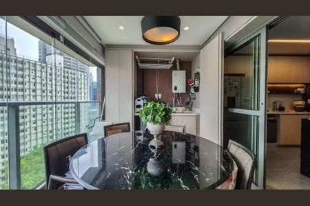 Apartamento à venda com 2 quartos, 71m² em Jardins, São Paulo