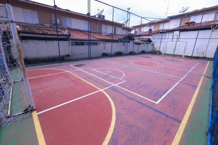 Casa de condomínio para alugar com 53m², 2 quartos e 1 vaga Casa de condomínio para alugar com 53m², 2 quartos e 1 vagaQuadra Esportiva