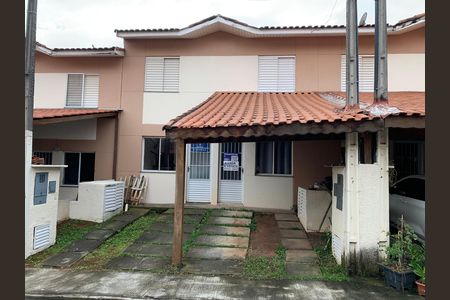 Casa de condomínio para alugar com 53m², 2 quartos e 1 vaga Casa de condomínio para alugar com 53m², 2 quartos e 1 vagaFachada