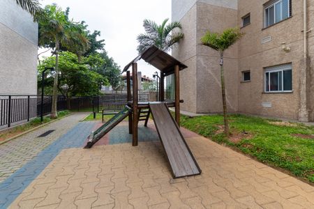 Apartamento à venda com 44m², 2 quartos e 1 vaga Apartamento à venda com 44m², 2 quartos e 1 vagaÁrea comum - Playground