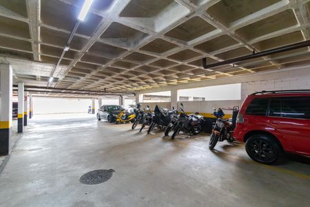 Apartamento à venda com 44m², 2 quartos e 1 vaga Apartamento à venda com 44m², 2 quartos e 1 vagaGaragem