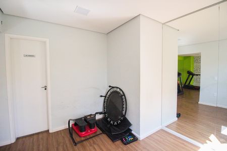 Apartamento à venda com 44m², 2 quartos e 1 vaga Apartamento à venda com 44m², 2 quartos e 1 vagaÁrea comum - Academia