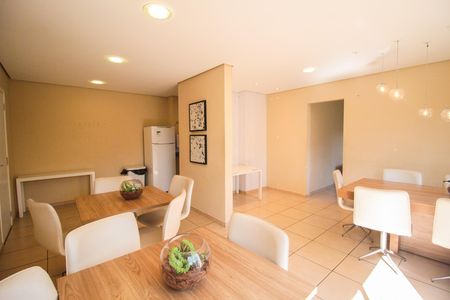 Apartamento à venda com 44m², 2 quartos e 1 vaga Apartamento à venda com 44m², 2 quartos e 1 vagaÁrea comum - Salão de festas