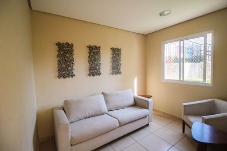 Apartamento à venda com 44m², 2 quartos e 1 vaga Apartamento à venda com 44m², 2 quartos e 1 vagaÁrea comum - Salão de festas