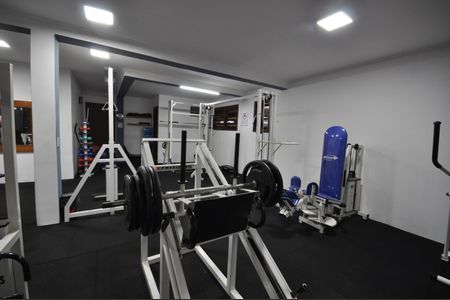 Casa de condomínio à venda com 110m², 3 quartos e 2 vagasÁrea comum - Academia
