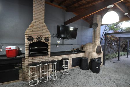 Casa de condomínio à venda com 110m², 3 quartos e 2 vagasForno e churrasqueira