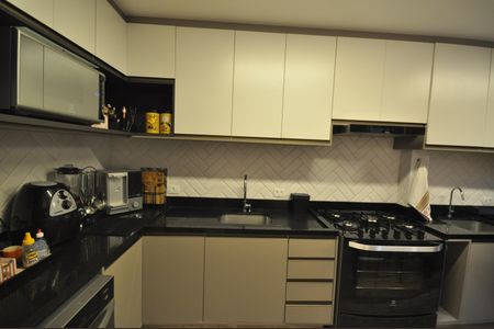 Casa de condomínio à venda com 110m², 3 quartos e 2 vagasCozinha