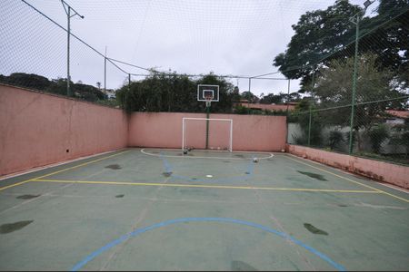 Casa de condomínio à venda com 110m², 3 quartos e 2 vagasQuadra Esportiva