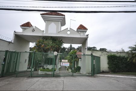 Casa de condomínio à venda com 110m², 3 quartos e 2 vagasFachada