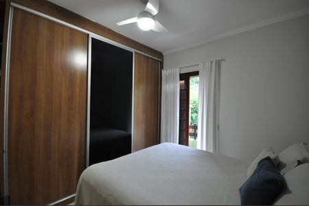 Casa de condomínio à venda com 110m², 3 quartos e 2 vagasQuarto Suíte