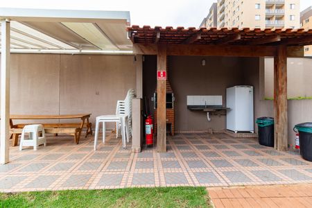 Apartamento para alugar com 48m², 2 quartos e 1 vaga Apartamento para alugar com 48m², 2 quartos e 1 vagaÁrea comum - Churrasqueira