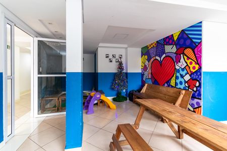 Apartamento para alugar com 48m², 2 quartos e 1 vaga Apartamento para alugar com 48m², 2 quartos e 1 vagaÁrea comum - Salão de festas