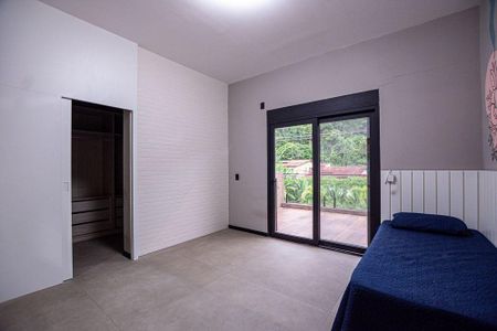 Casa à venda com 4 quartos, 760m² em Vila Progresso, Niterói