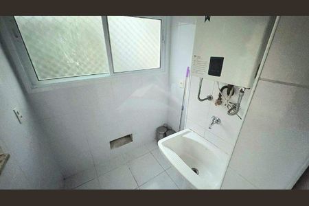 Apartamento à venda com 2 quartos, 58m² em Jardim Henriqueta, Taboão da Serra