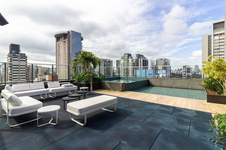 Studio à venda com 25m², 1 quarto e sem vaga Studio à venda com 25m², 1 quarto e sem vagaÁrea comum - Piscina