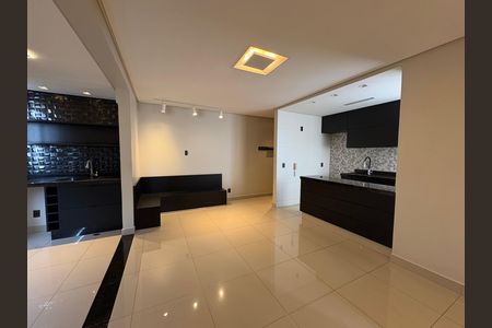 Apartamento para alugar com 68m², 2 quartos e 1 vaga Apartamento para alugar com 68m², 2 quartos e 1 vagaSala